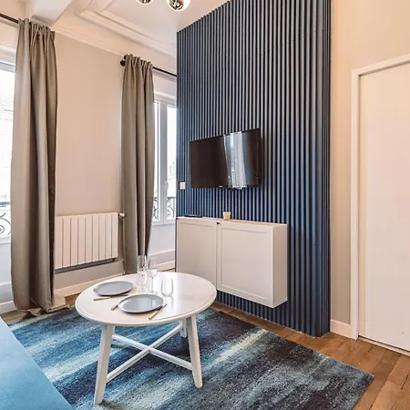 Appartement Le Mediterraneen, Face A La Cathedrale - 2d Reims